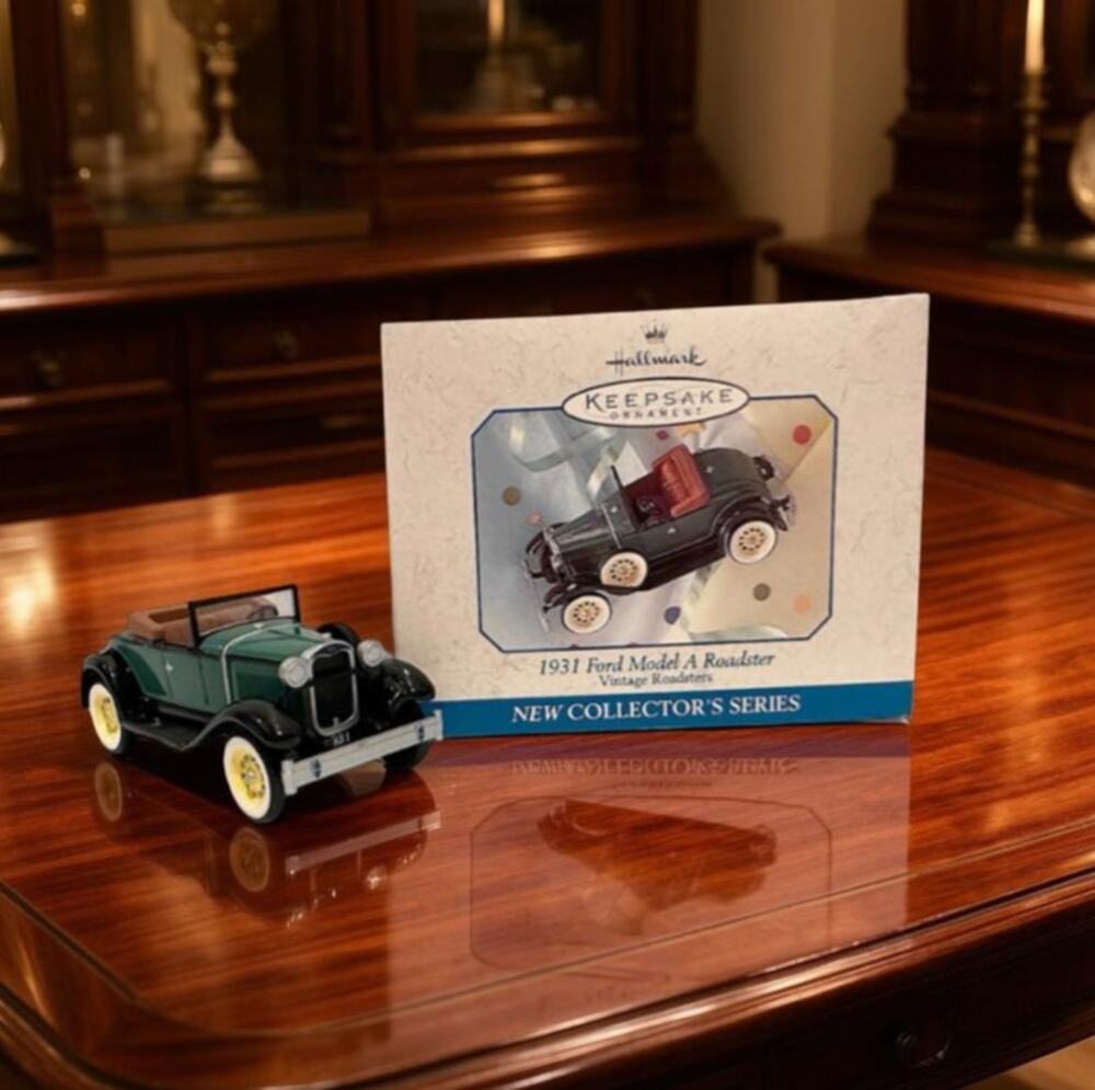 Hallmark 1998 1931 Ford Model A Roadster Ornament 1st Series Die-Cast Metal VTG